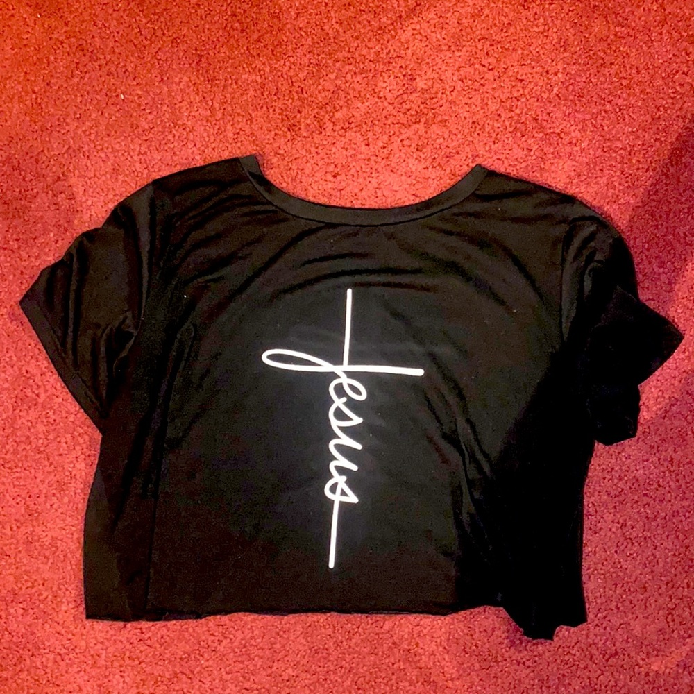 Women’s black crop top
